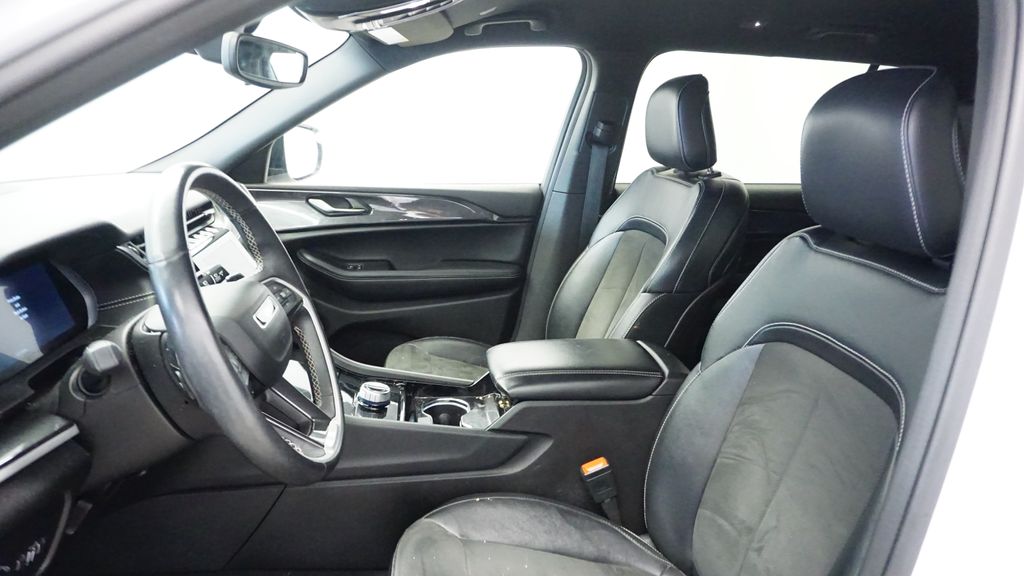 Thumbnail: 2022 Jeep Grand Cherokee L - 10