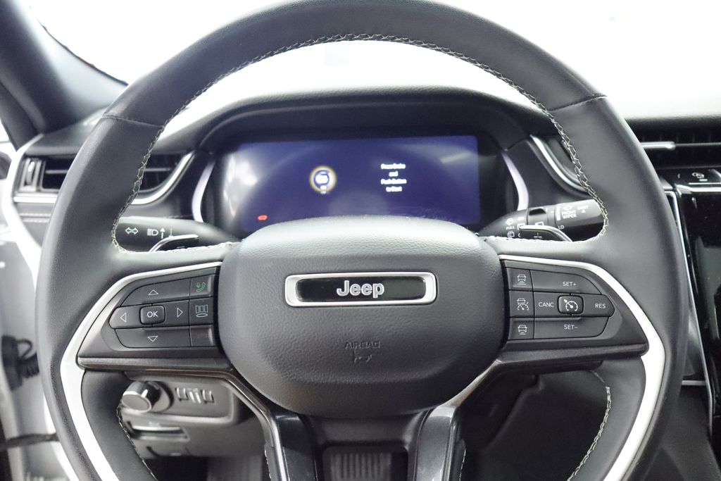 Thumbnail: 2023 Jeep Grand Cherokee L - 12