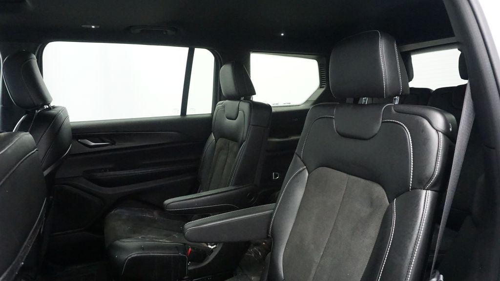 Thumbnail: 2023 Jeep Grand Cherokee L - 26