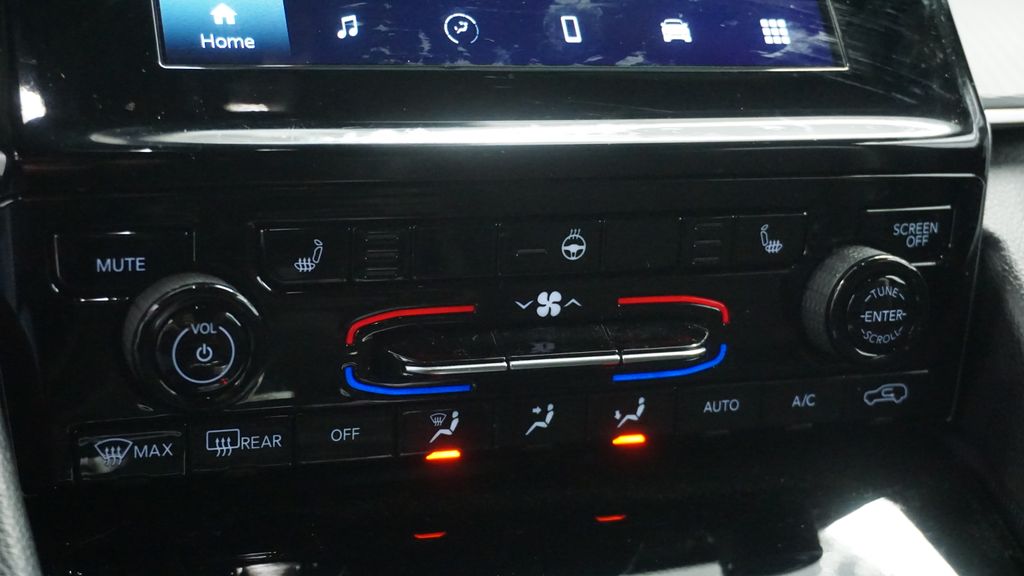 Thumbnail: 2023 Jeep Grand Cherokee L - 14