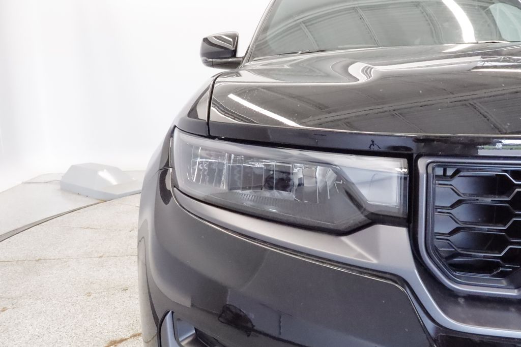 Thumbnail: 2026 Jeep Grand Cherokee L - 15