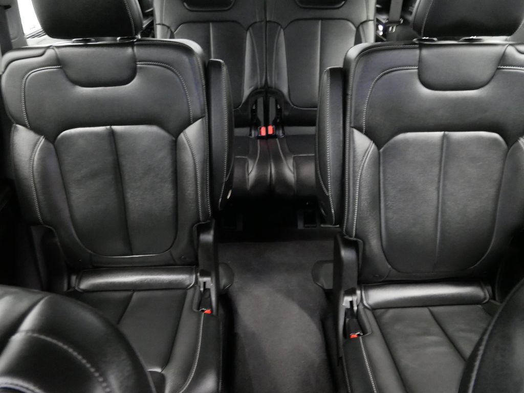 2022 Jeep Grand Cherokee L Limited Edition 21