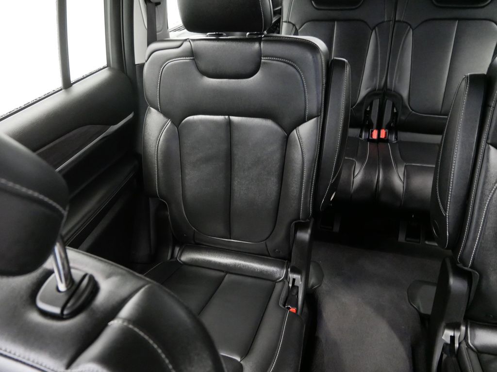2022 Jeep Grand Cherokee L Limited Edition 20