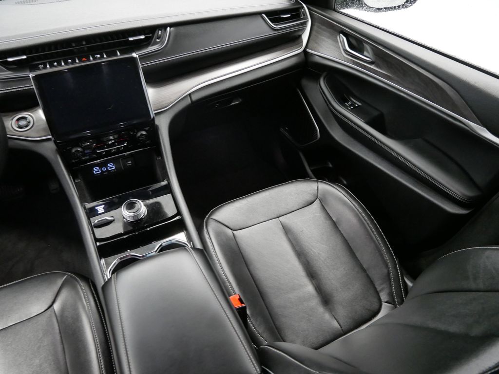 2022 Jeep Grand Cherokee L Limited Edition 14