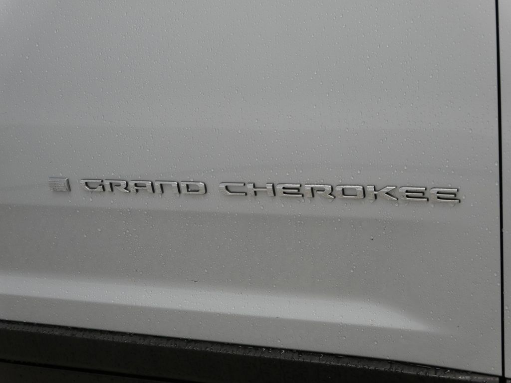 2022 Jeep Grand Cherokee L Limited Edition 47