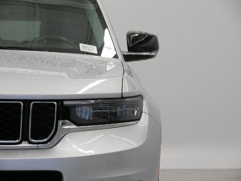 2022 Jeep Grand Cherokee L Limited Edition 46