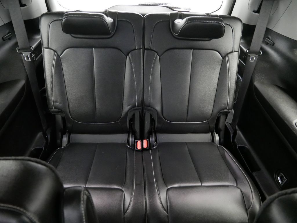 2022 Jeep Grand Cherokee L Limited Edition 23