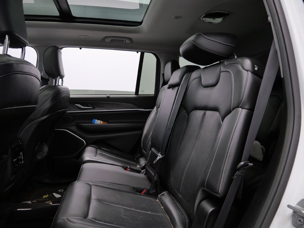 Thumbnail: 2022 Jeep Grand Cherokee L - 7