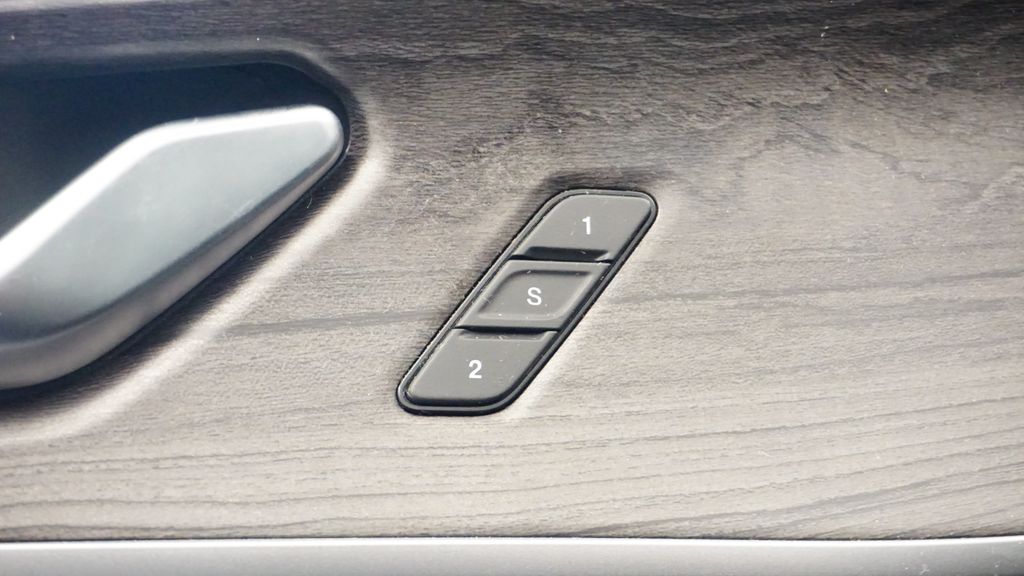 Thumbnail: 2023 Jeep Grand Cherokee L - 29