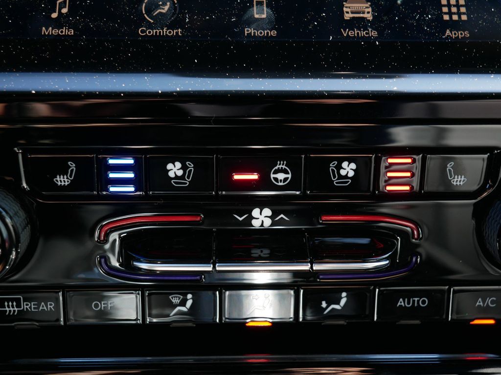 Thumbnail: 2025 Jeep Grand Cherokee L - 46