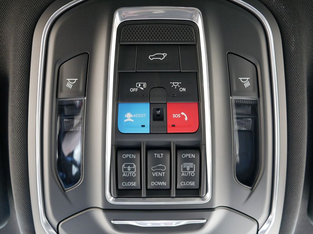 Thumbnail: 2025 Jeep Grand Cherokee L - 48