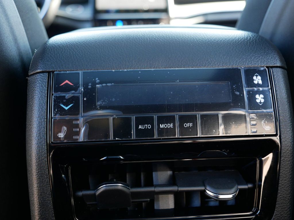 Thumbnail: 2025 Jeep Grand Cherokee L - 33