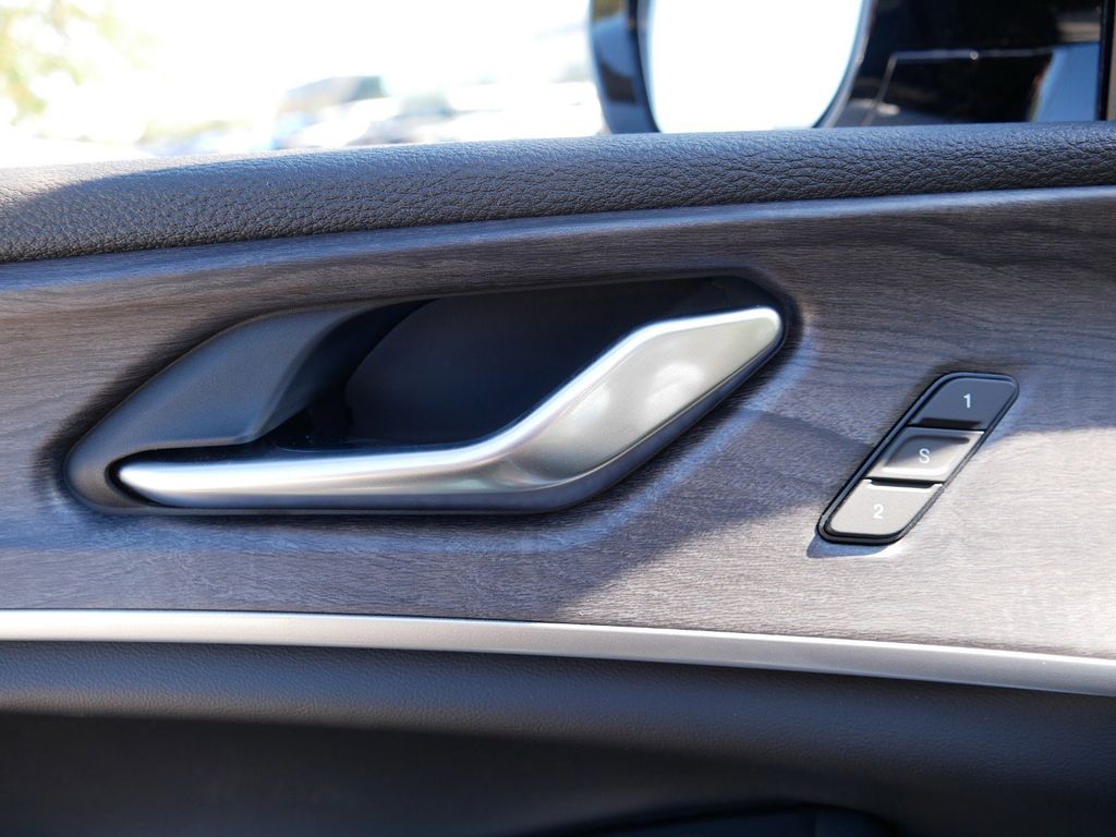 Thumbnail: 2025 Jeep Grand Cherokee L - 38