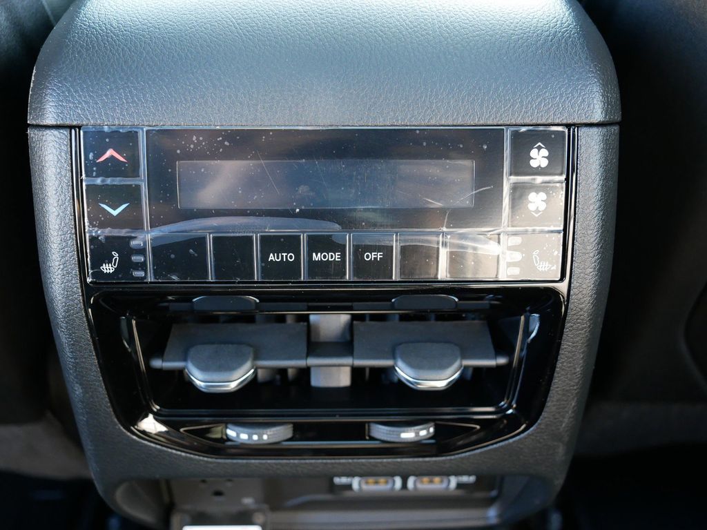 Thumbnail: 2025 Jeep Grand Cherokee L - 34