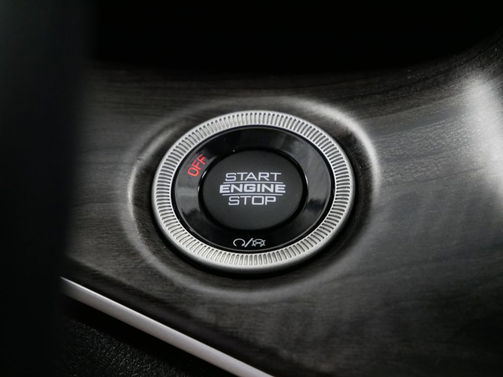 2021 Jeep Grand Cherokee L Limited Edition 40