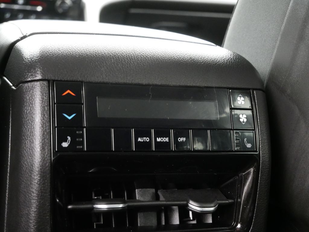 2021 Jeep Grand Cherokee L Limited Edition 21