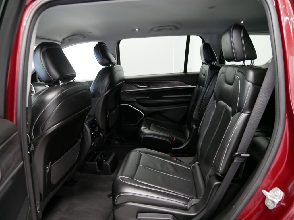 2021 Jeep Grand Cherokee L Limited Edition 18
