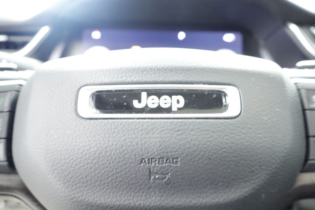 Thumbnail: 2023 Jeep Grand Cherokee L - 34