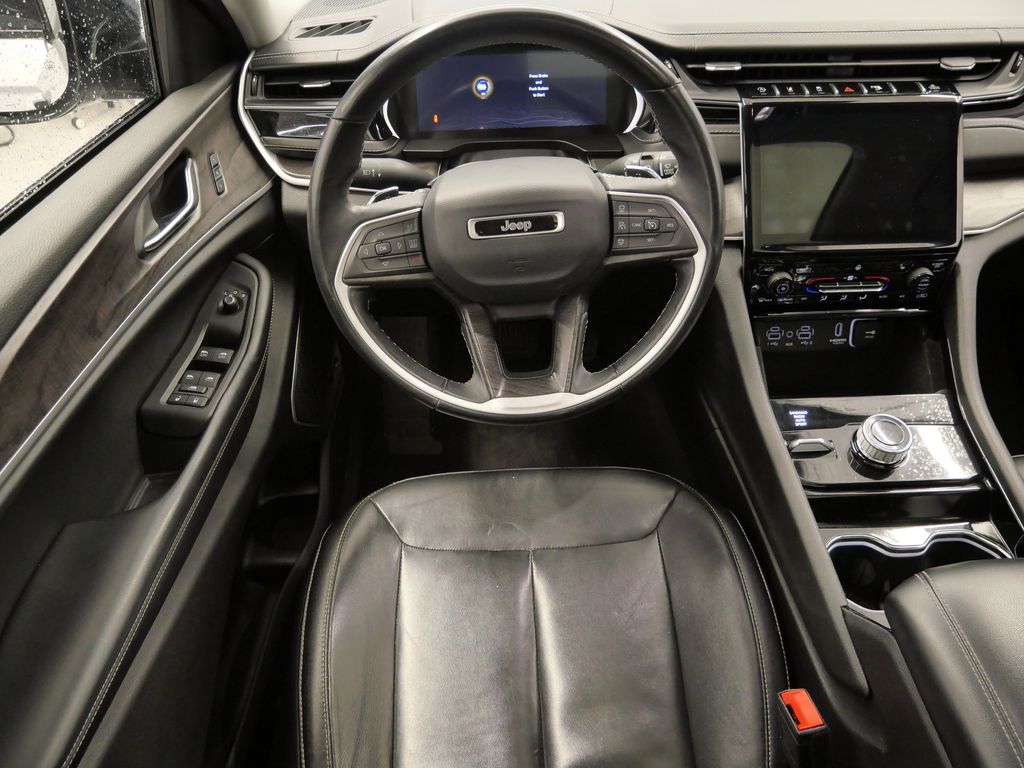 Thumbnail: 2022 Jeep Grand Cherokee L - 2