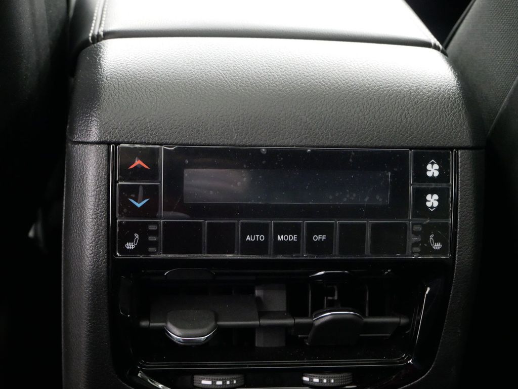 Thumbnail: 2025 Jeep Grand Cherokee L - 33