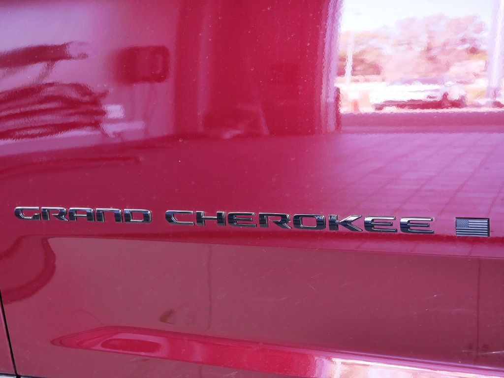 Thumbnail: 2025 Jeep Grand Cherokee L - 24