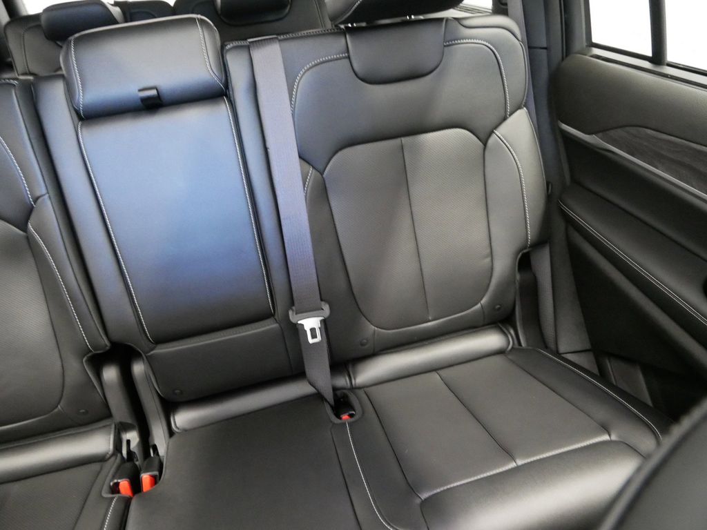 Thumbnail: 2025 Jeep Grand Cherokee L - 36