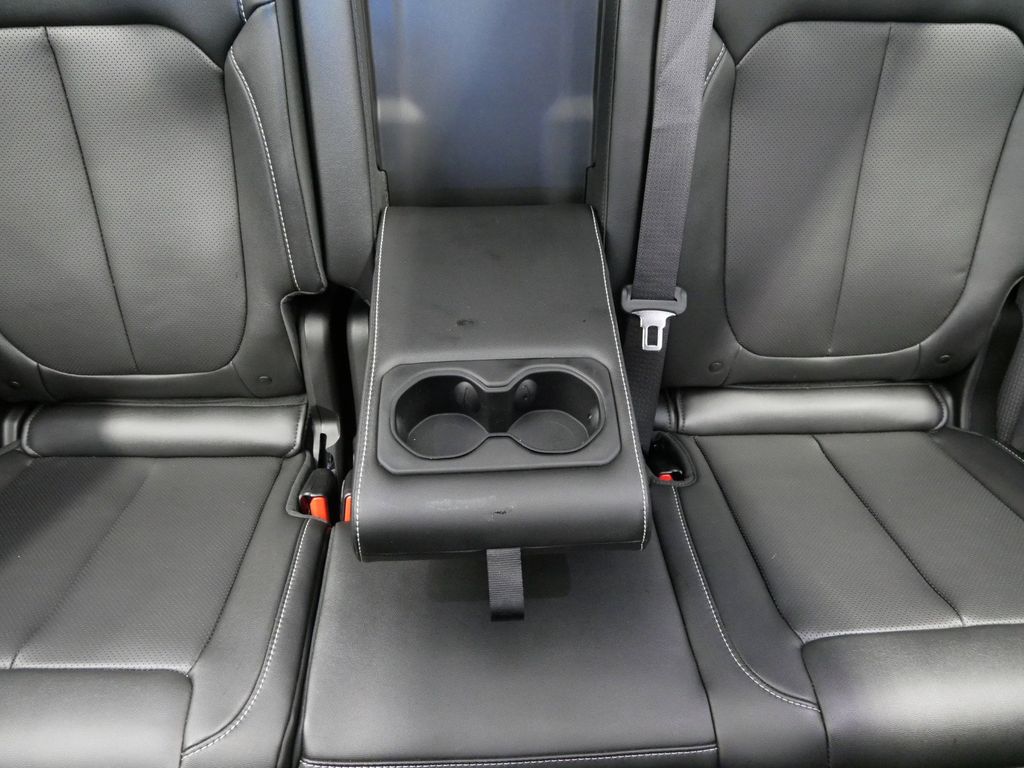 Thumbnail: 2025 Jeep Grand Cherokee L - 15