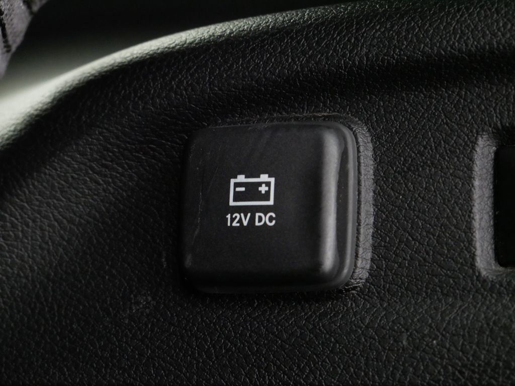 Thumbnail: 2024 Jeep Grand Cherokee L - 22