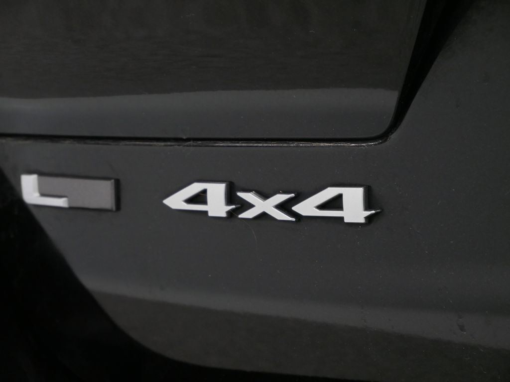 Thumbnail: 2022 Jeep Grand Cherokee L - 57