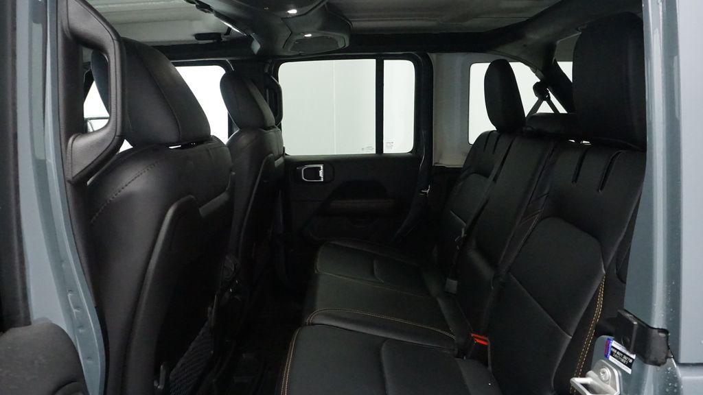 Thumbnail: 2024 Jeep Wrangler - 32