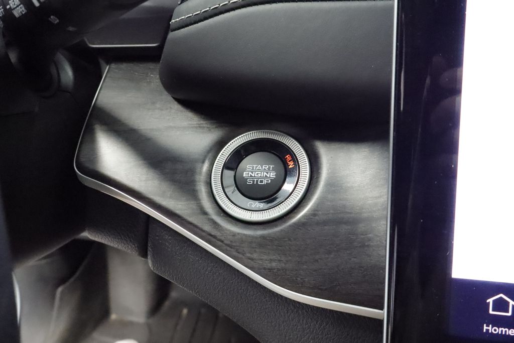Thumbnail: 2022 Jeep Grand Cherokee - 28