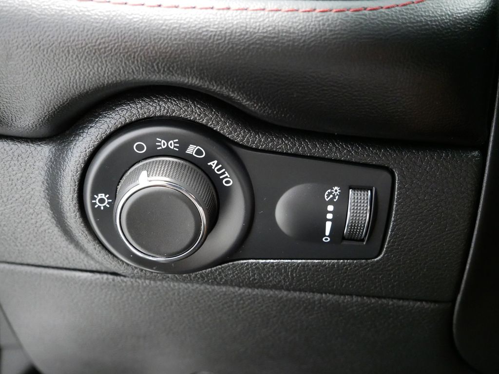 Thumbnail: 2024 Dodge Durango - 26