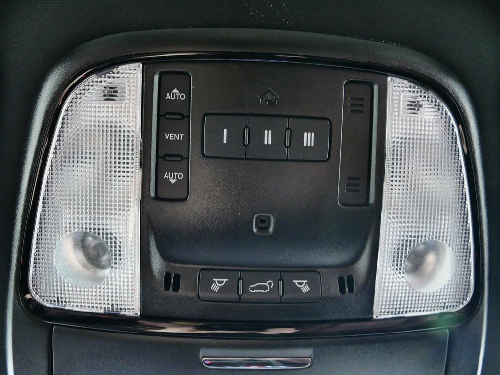 2025 Dodge Durango R/T 47