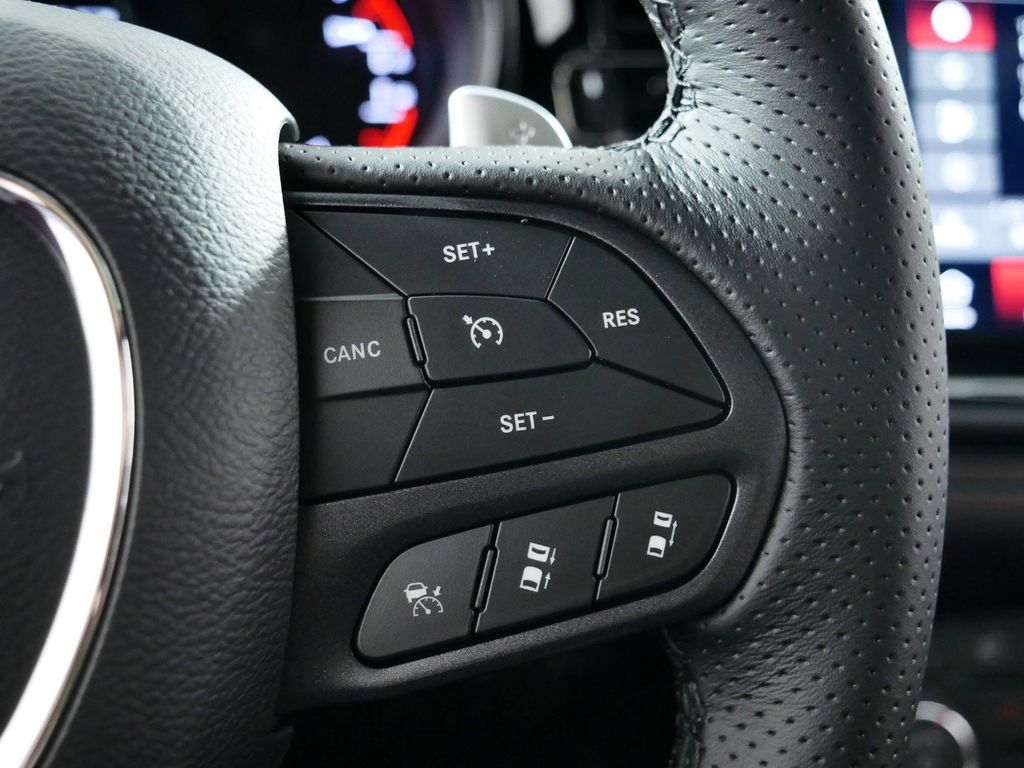 2025 Dodge Durango R/T 41
