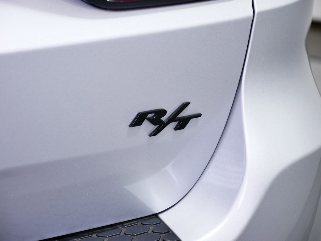 2025 Dodge Durango R/T 19