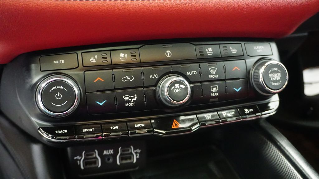 Thumbnail: 2022 Dodge Durango - 33