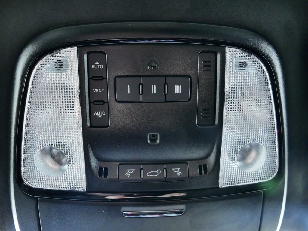 2025 Dodge Durango R/T 47