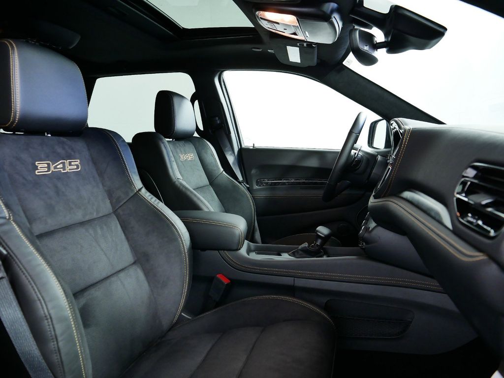 2025 Dodge Durango R/T 10