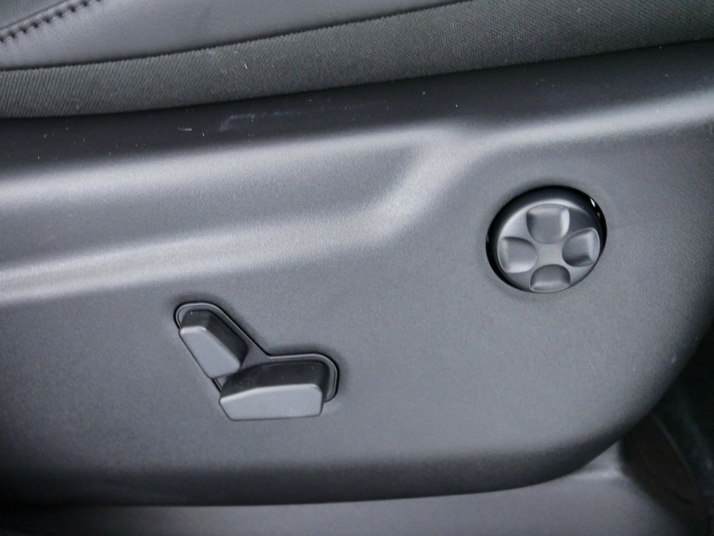 2025 Dodge Durango R/T 26