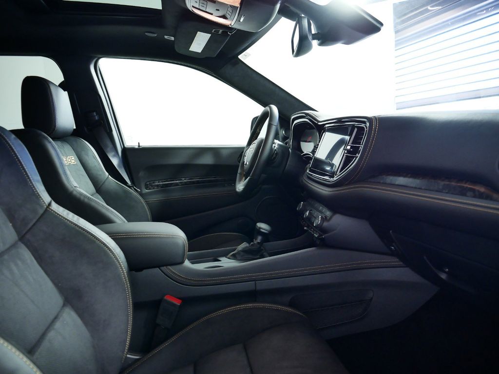 2025 Dodge Durango R/T 9