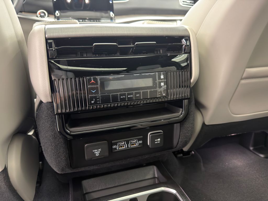 Thumbnail: 2026 Jeep Grand Wagoneer L - 13