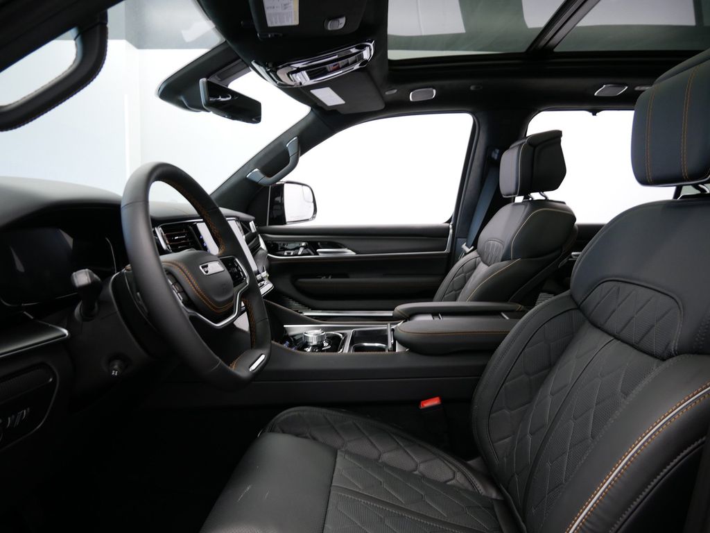 Thumbnail: 2026 Jeep Grand Wagoneer L - 8