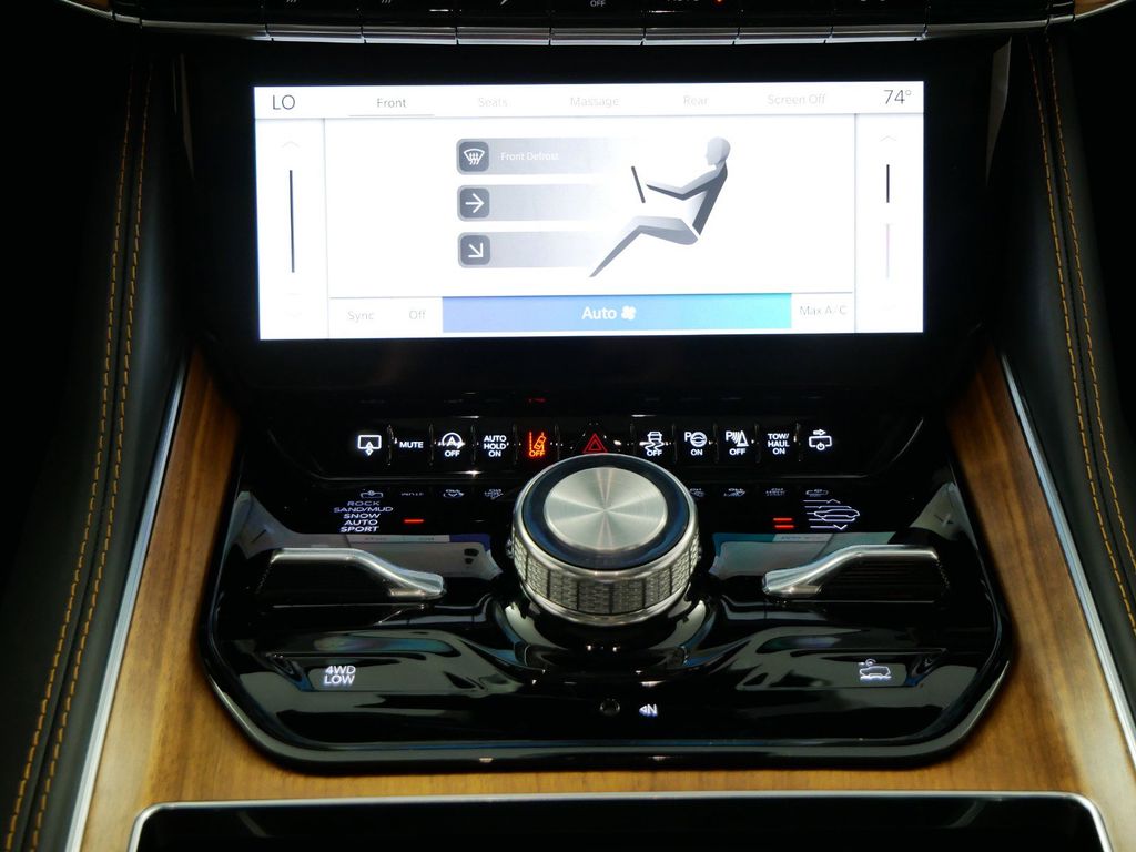 Thumbnail: 2023 Jeep Grand Wagoneer L - 5