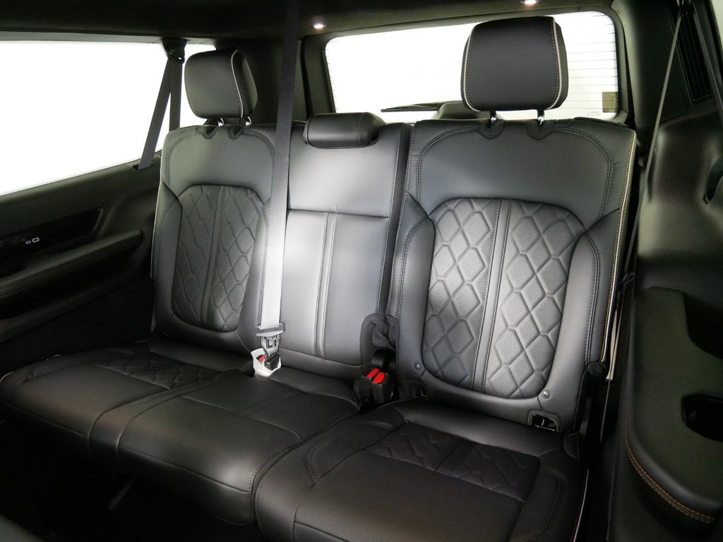 Thumbnail: 2023 Jeep Grand Wagoneer L - 8