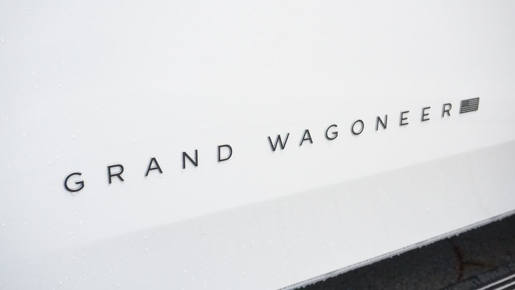 Thumbnail: 2026 Jeep Grand Wagoneer - 7