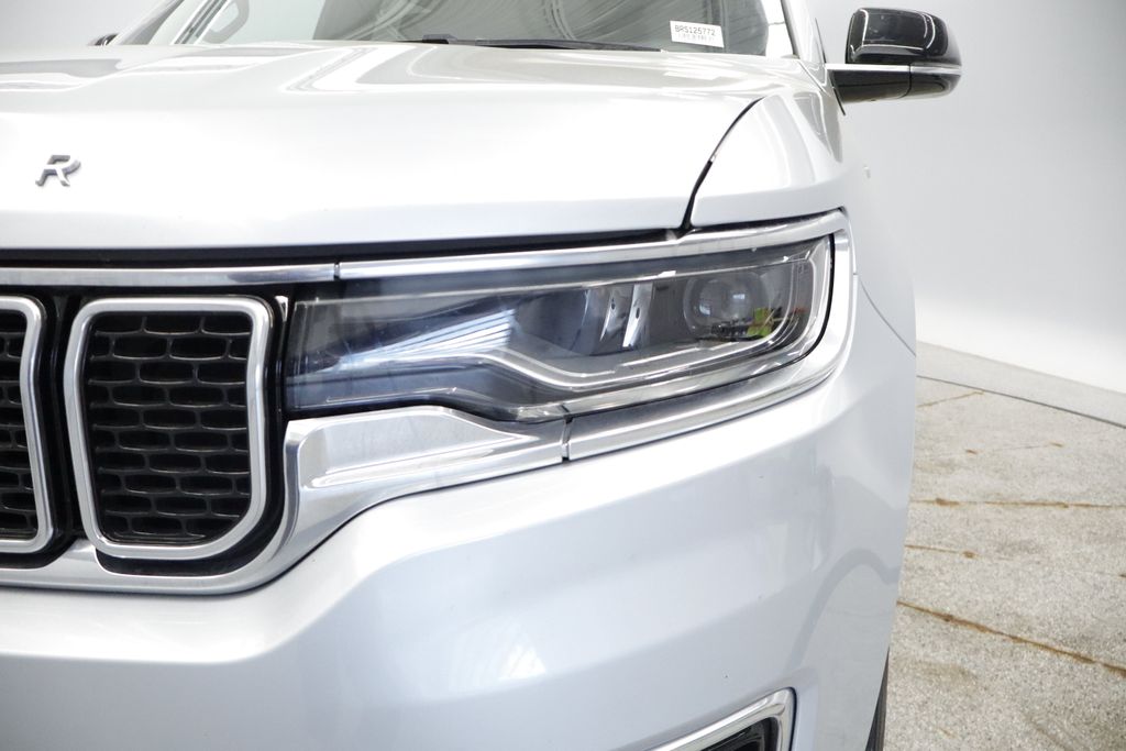 Thumbnail: 2024 Jeep Wagoneer - 21
