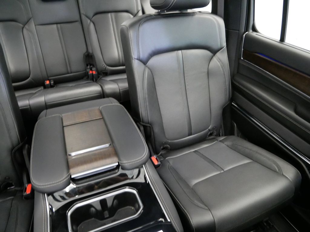 Thumbnail: 2023 Jeep Grand Wagoneer - 10