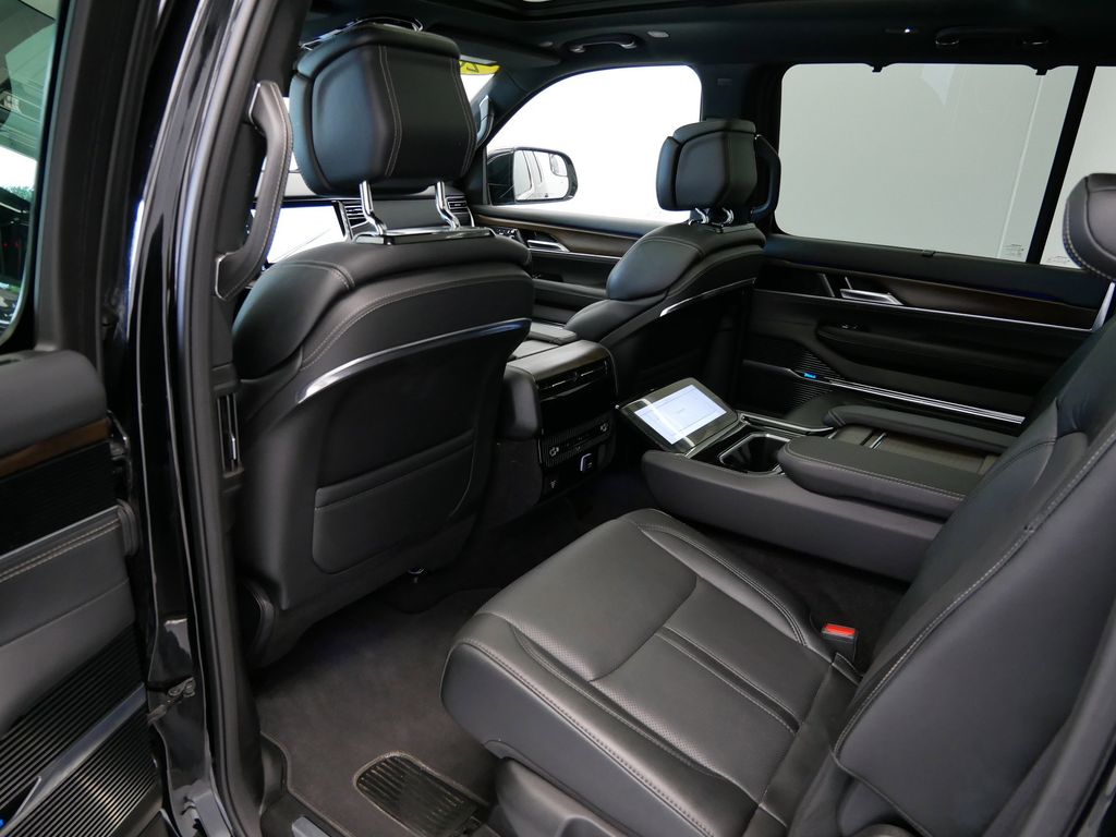 Thumbnail: 2023 Jeep Grand Wagoneer - 11