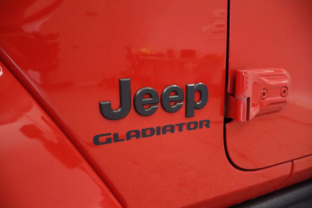 Thumbnail: 2021 Jeep Gladiator - 4