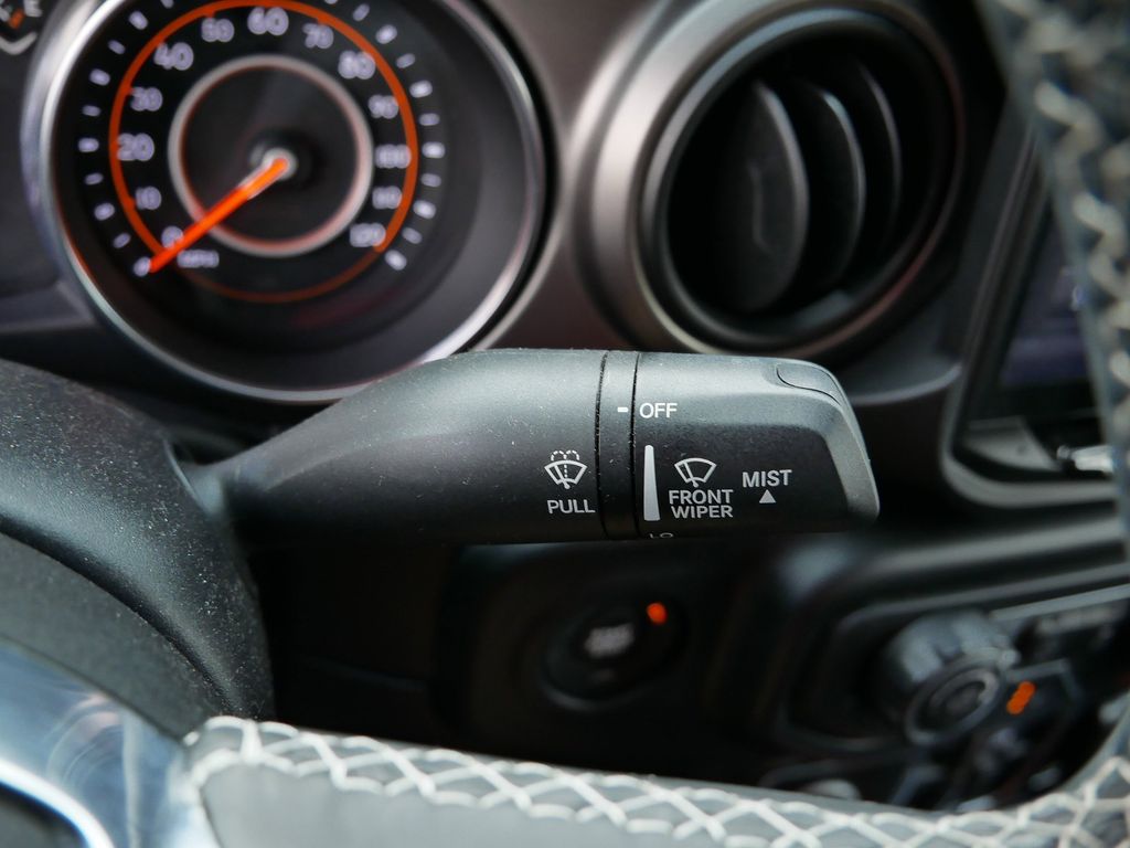 Thumbnail: 2020 Jeep Gladiator - 28